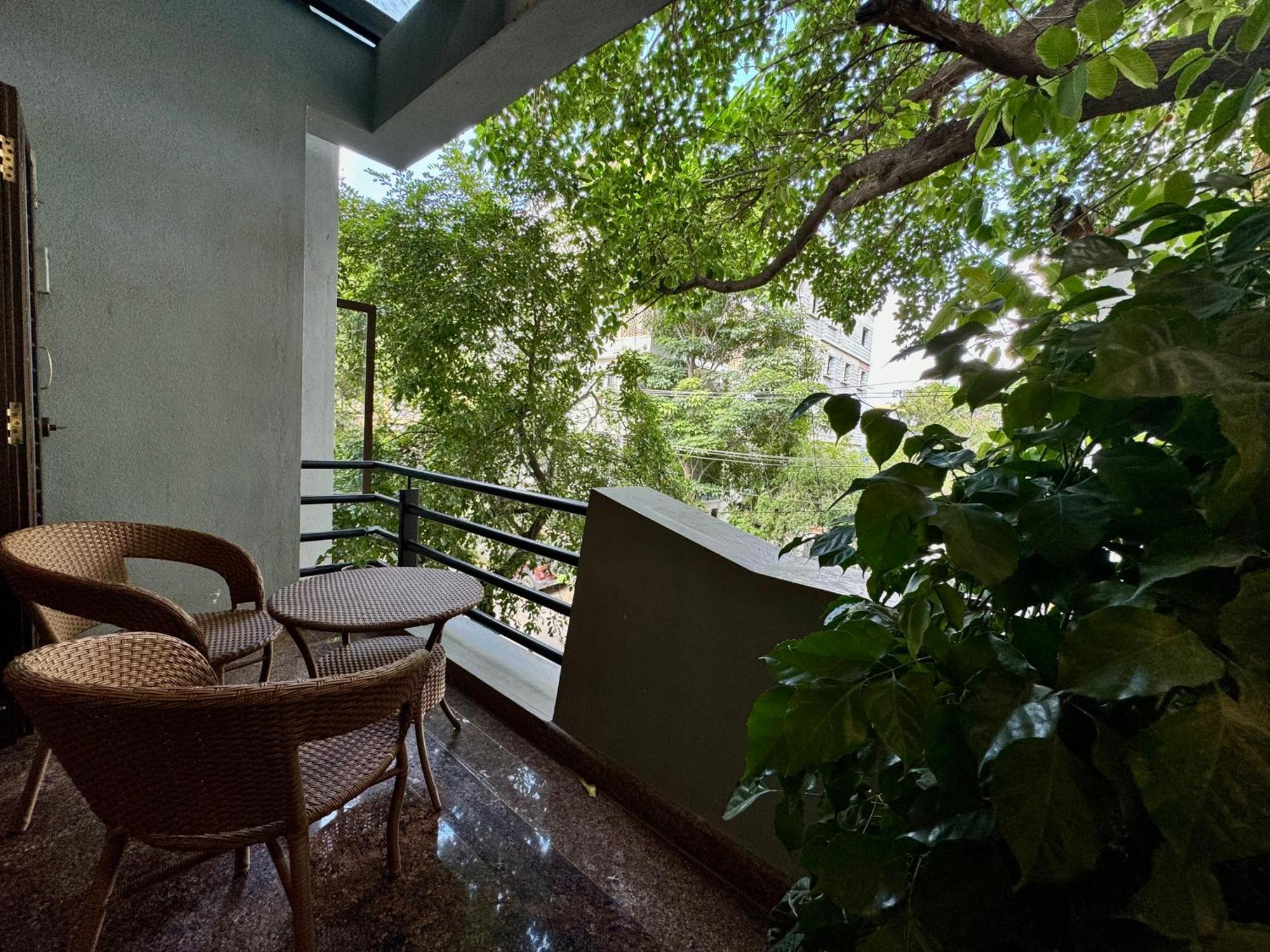 Apartamento Idam Na Mama Bangalore Exterior foto