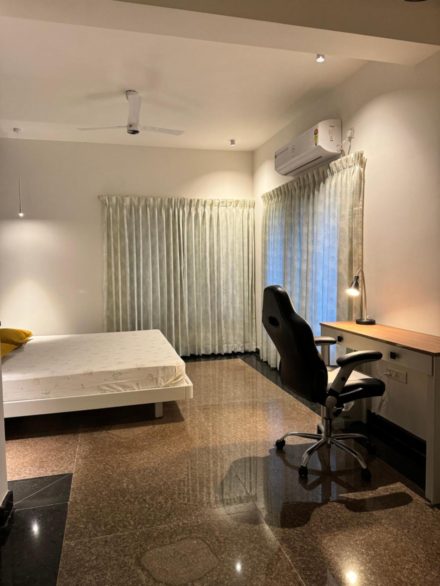 Apartamento Idam Na Mama Bangalore Exterior foto